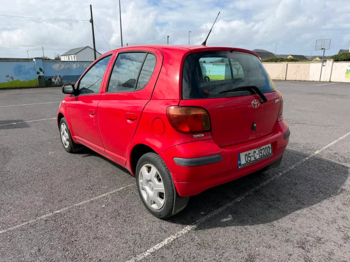 Toyota Yaris - Image 4