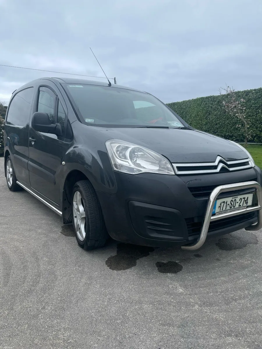 2017 Citroen Berlingo - Image 1