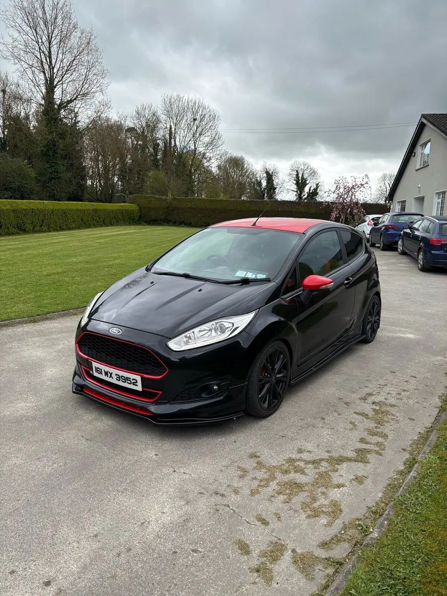 2016 Ford Fiesta - Image 3