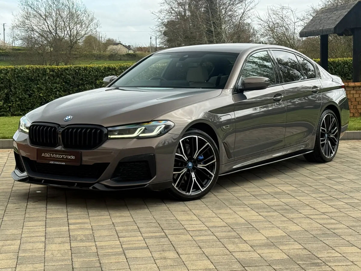 2022 BMW 530e M Sport Pro - Image 1