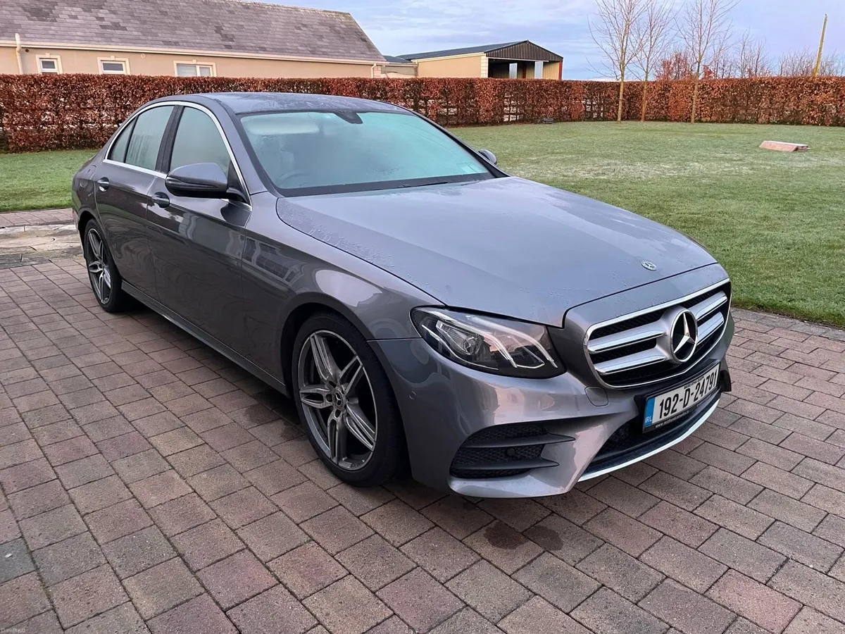 Mercedes-Benz E-Class 2019 - Image 2