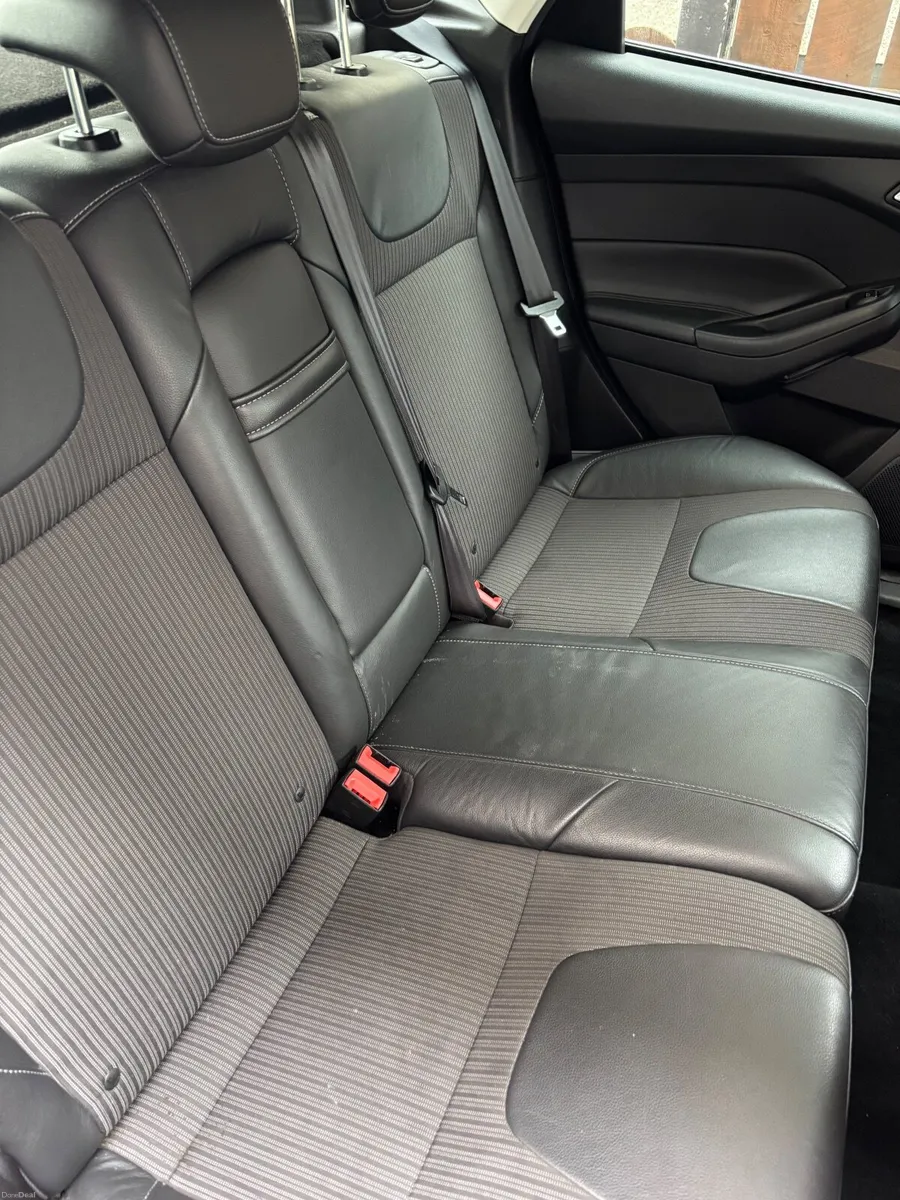 Ford Focus 2012 New NCT 03/27 - Image 4