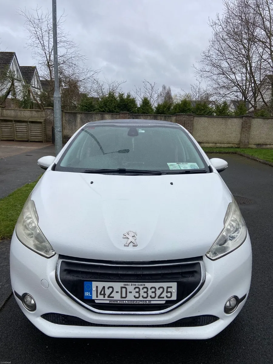 Peugeot 208 2014 - Image 1