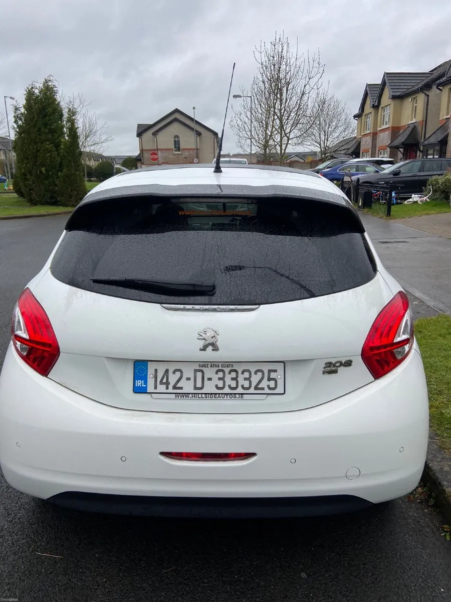 Peugeot 208 2014 - Image 3