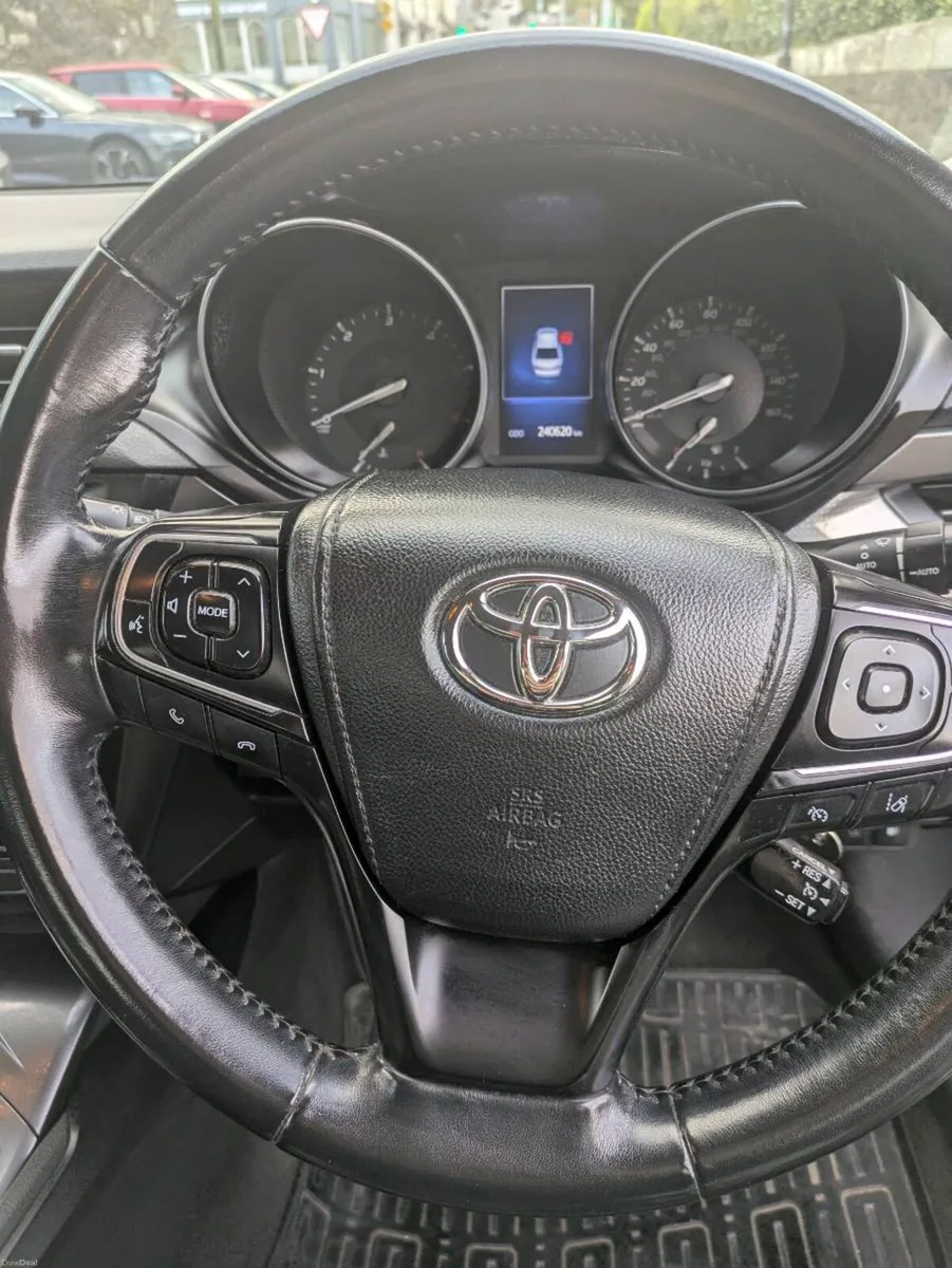 Toyota Avensis Business Edition - Image 3