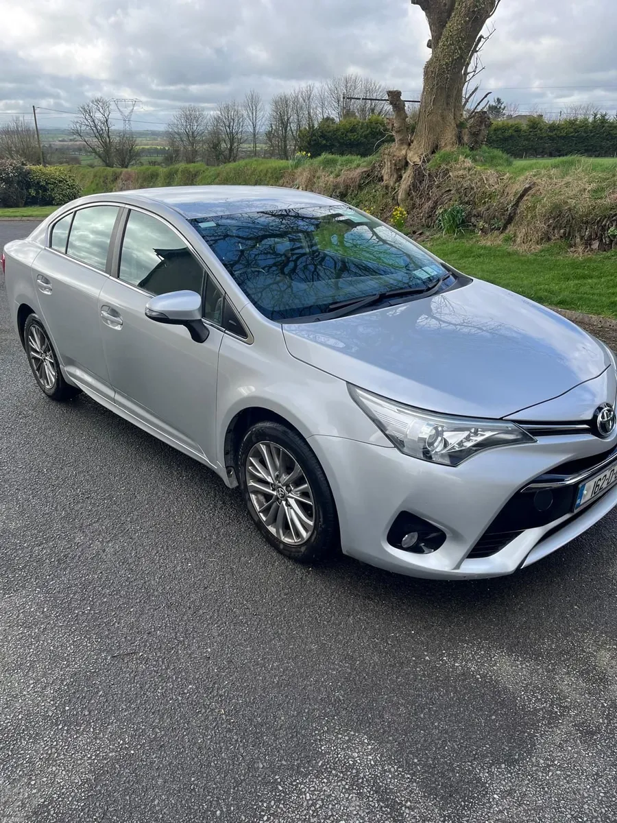 Toyota Avensis 2016 - Image 2