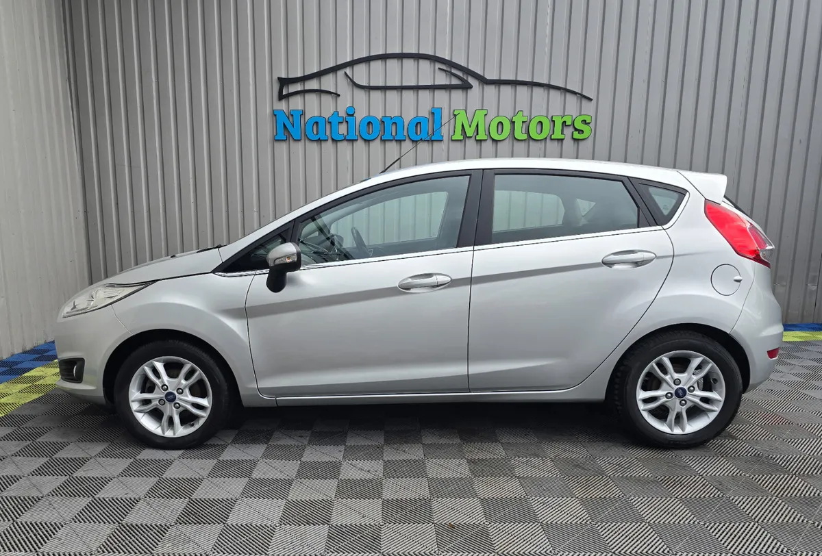 2017 Ford Fiesta 1.0 Petrol - Image 5