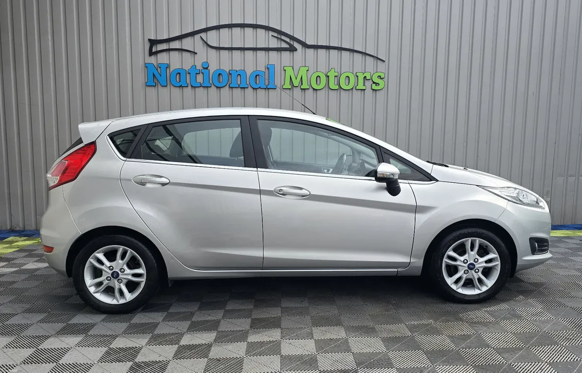 2017 Ford Fiesta 1.0 Petrol - Image 3