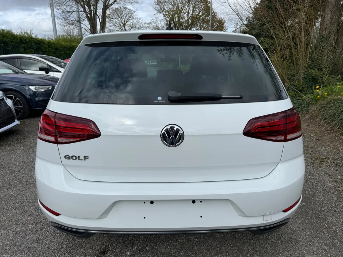 Volkswagen Golf - Image 6