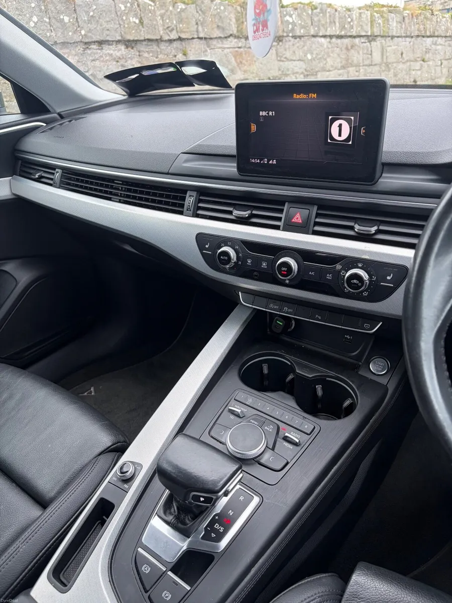 Audi A4 2019 - Image 4