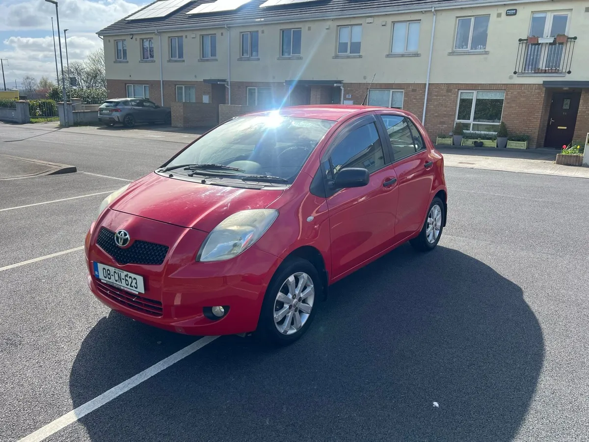 Toyota Yaris - Image 2