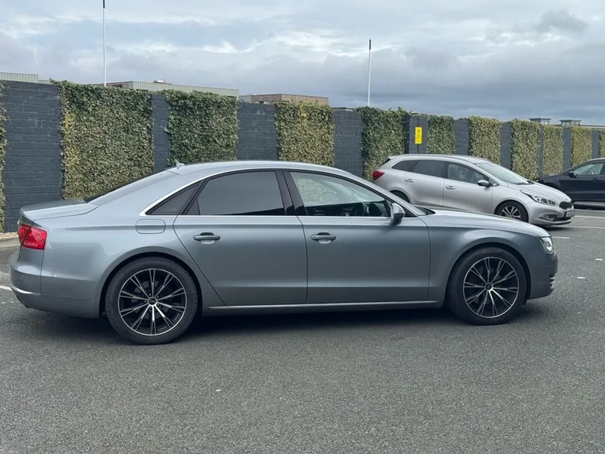 2012 Audi A8 - Image 3