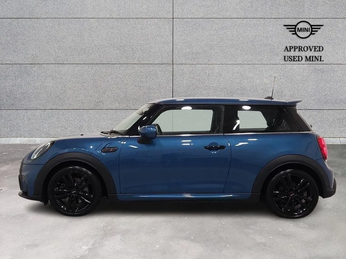 Mini Cooper 3-Door Cooper S Sport - Image 3