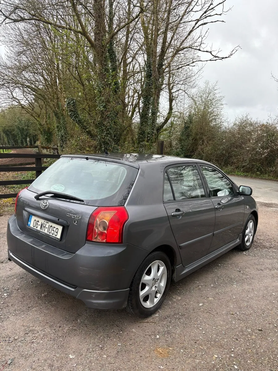 Toyota Corolla - Image 4
