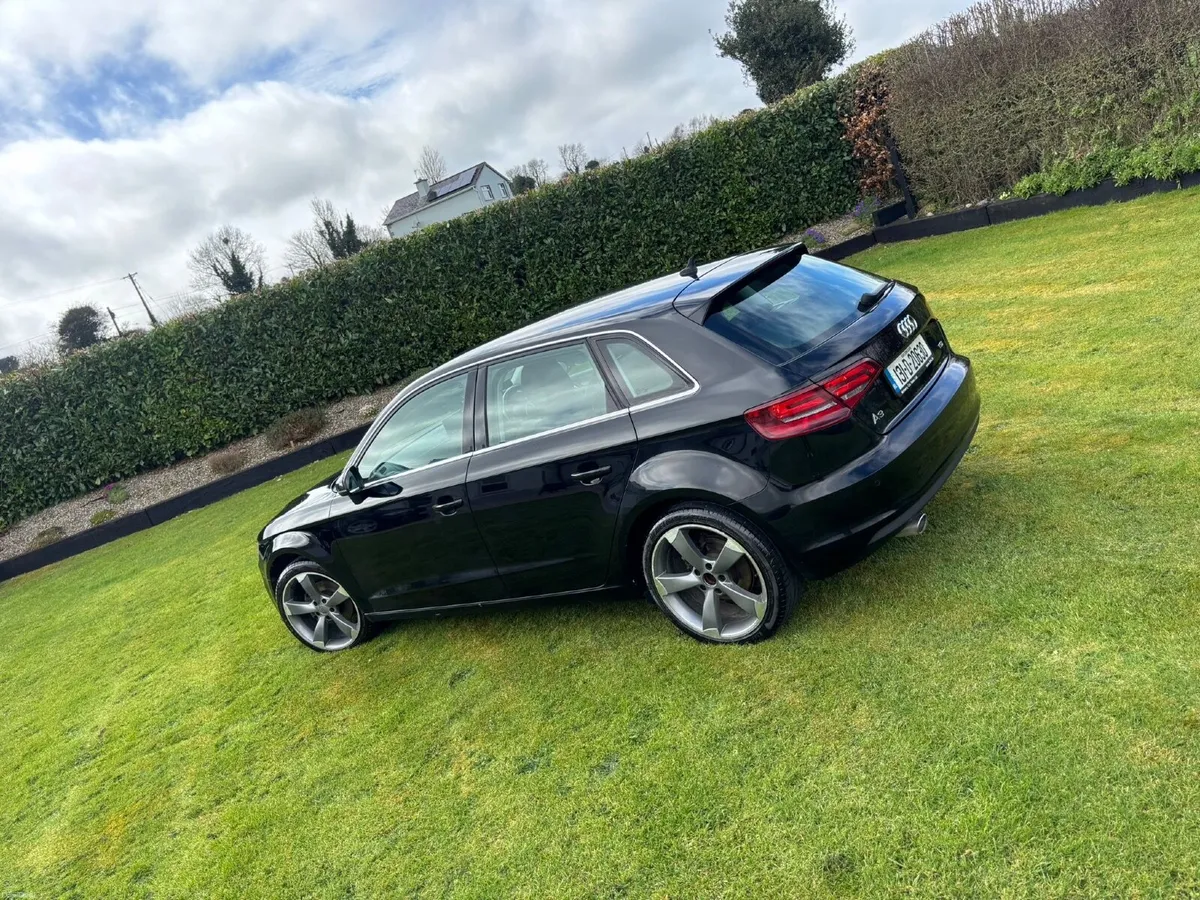 Audi A3 2013 - Image 2