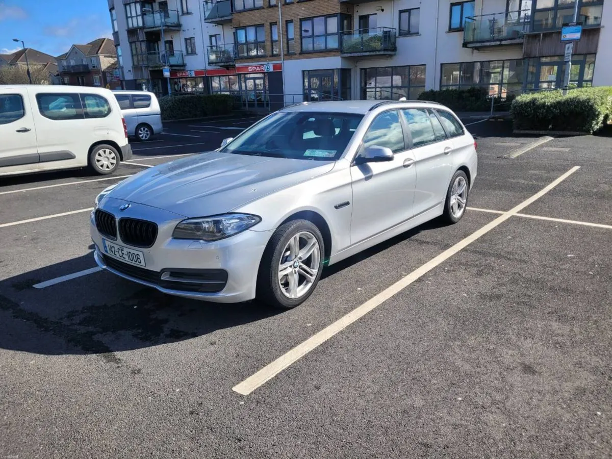 Bmw 520d touring - Image 1