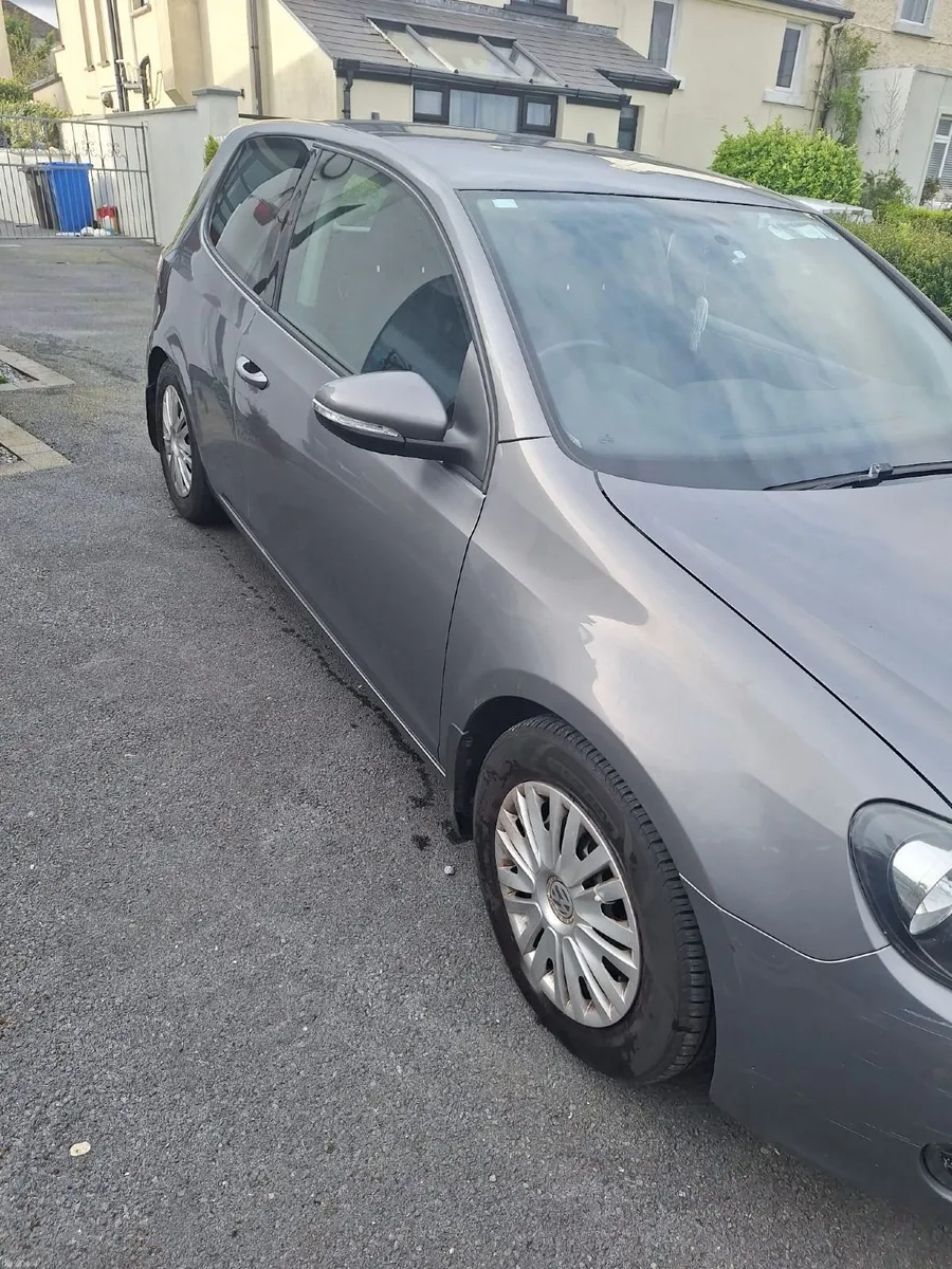 Volkswagen Golf 2012 - Image 2