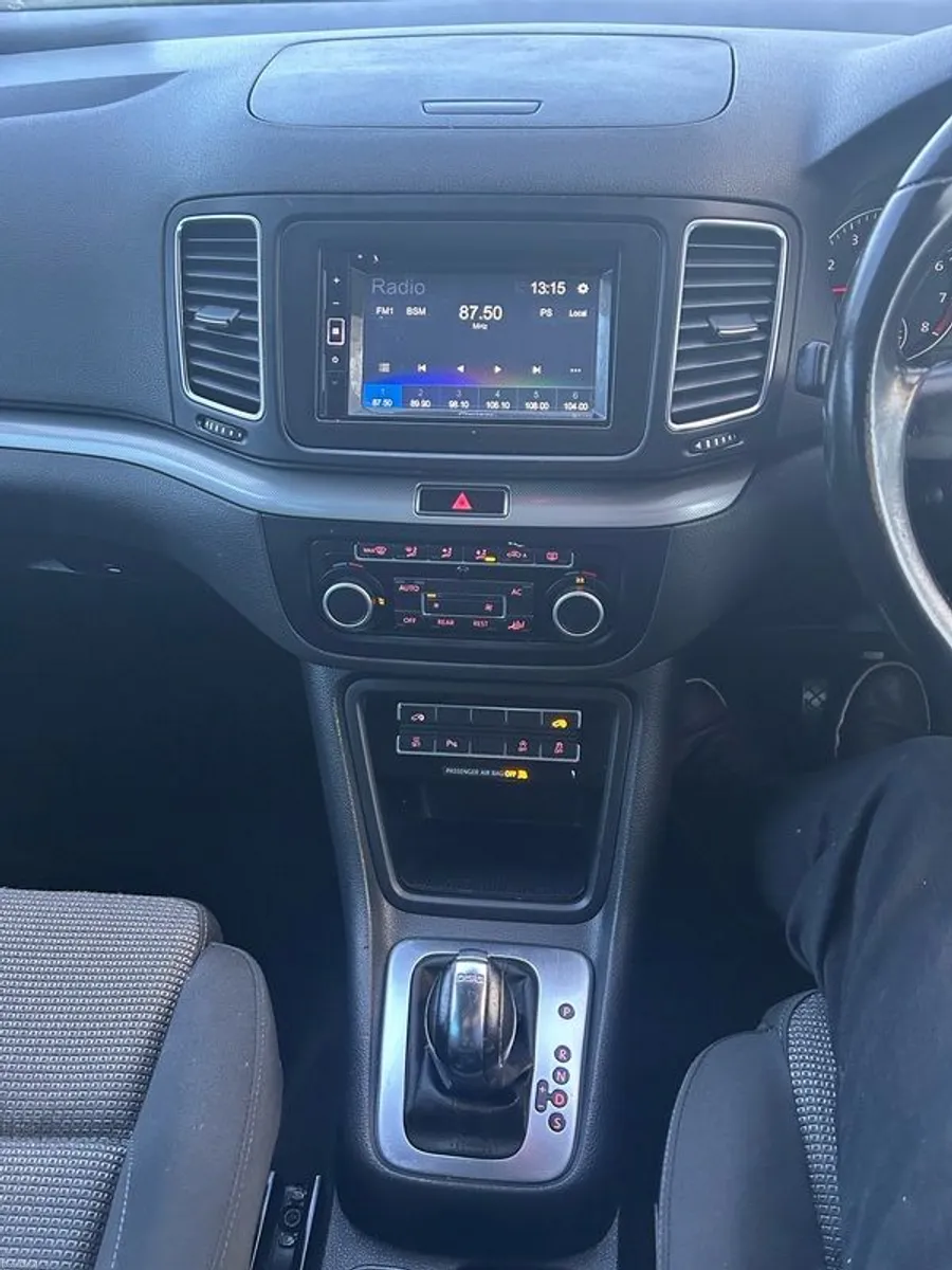 2011 Volkswagen Sharan - Image 4