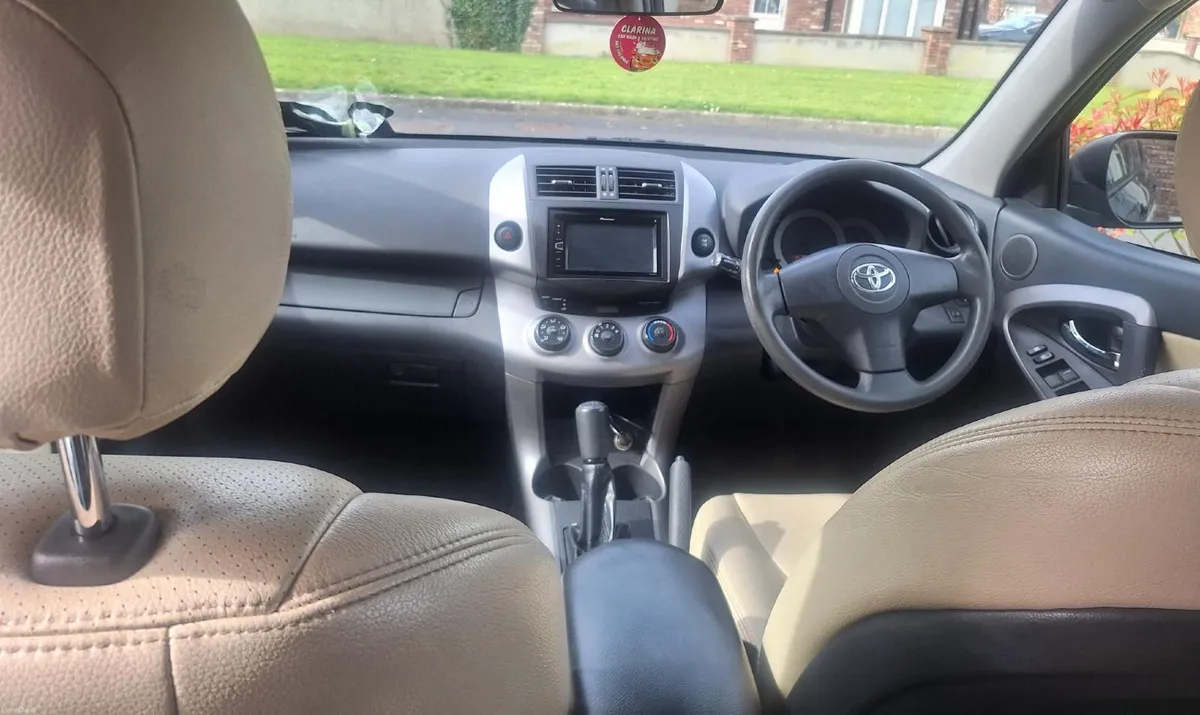 Toyota RAV4 2007 - Image 3