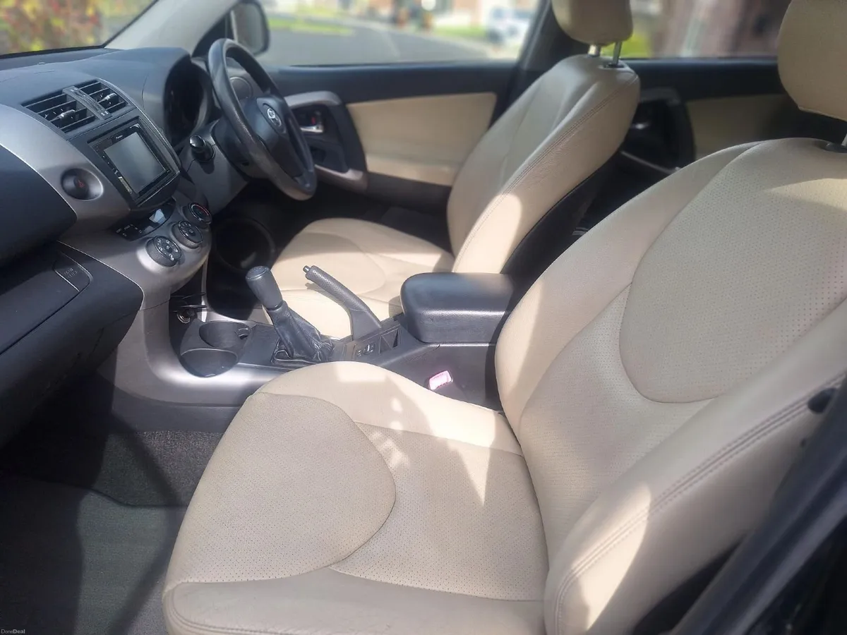 Toyota RAV4 2007 - Image 4