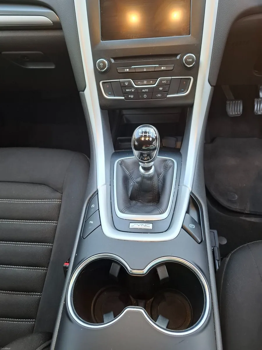 Ford Mondeo 2017 - Image 4