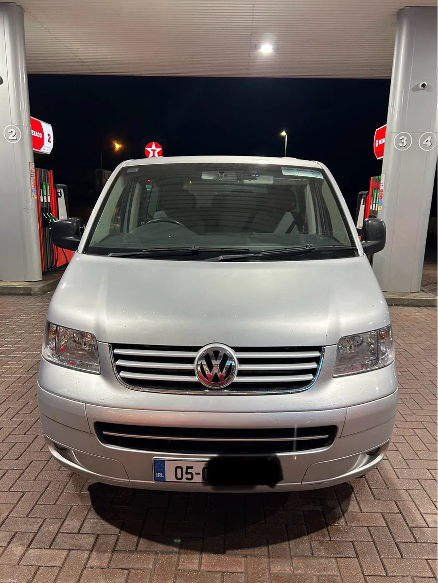 VW Transporter Shuttle - Image 1