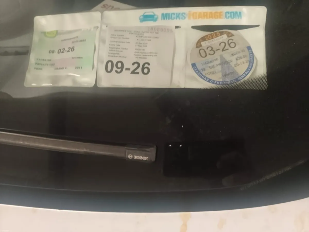 Ford Grand C-Max 2011 - Image 2