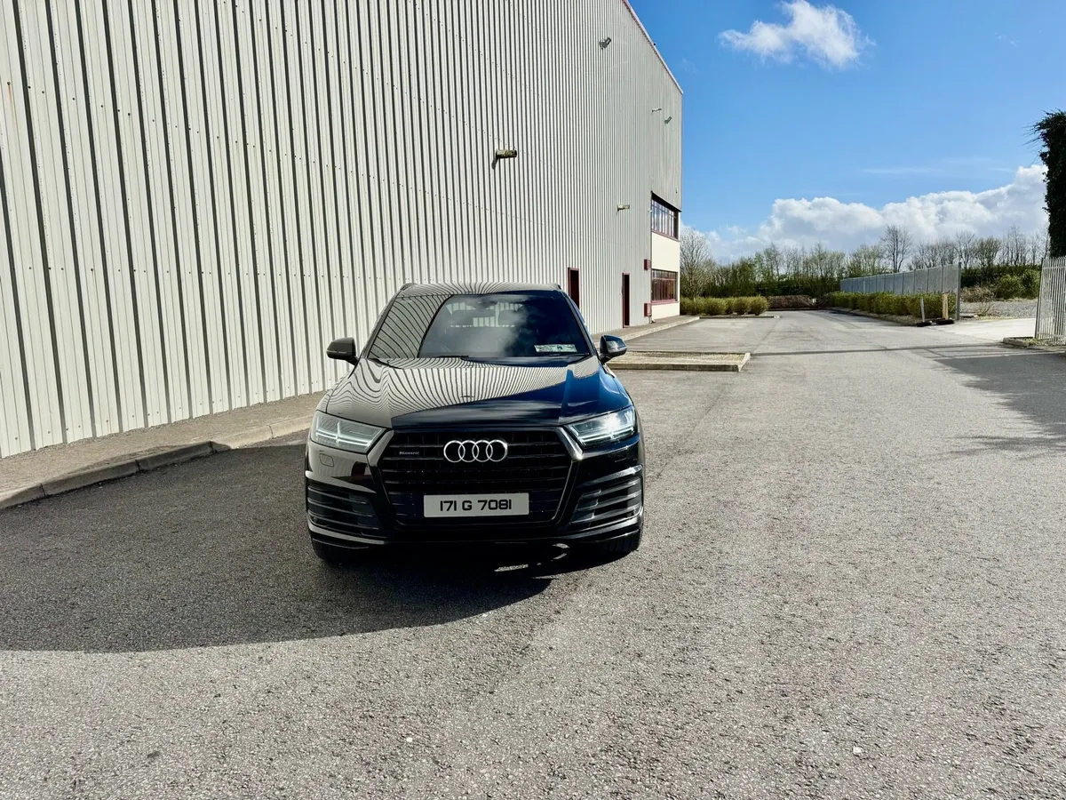 2017 Audi Q7 3.0 TDi S-Line Quattro 7 seater - Image 2