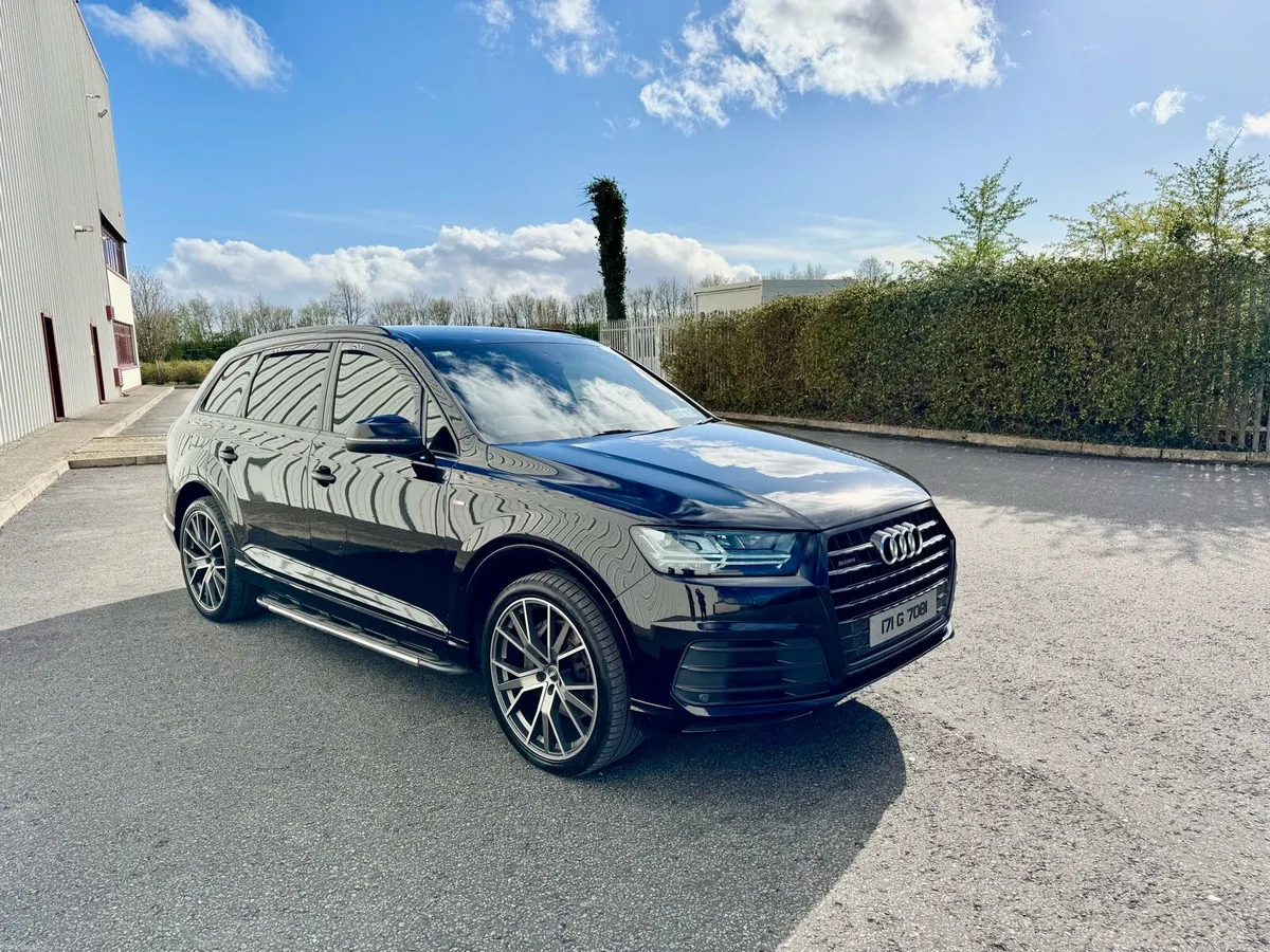 2017 Audi Q7 3.0 TDi S-Line Quattro 7 seater - Image 3