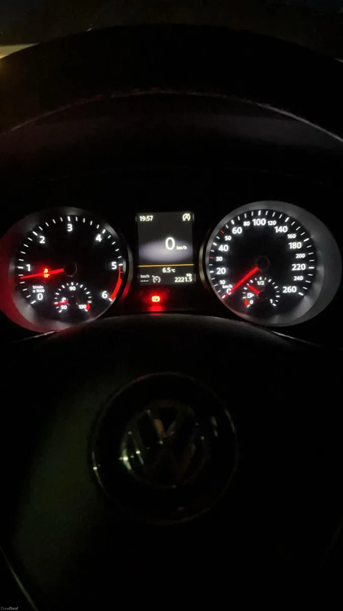 Volkswagen Passat - Image 4