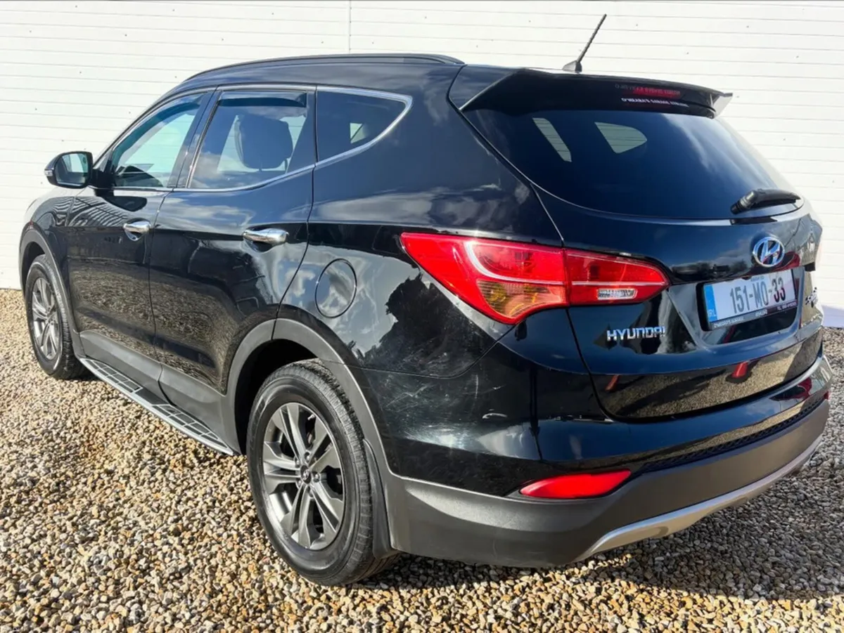 Hyundai Santa Fe 4WD EXECUTIVE 4DR - Image 4