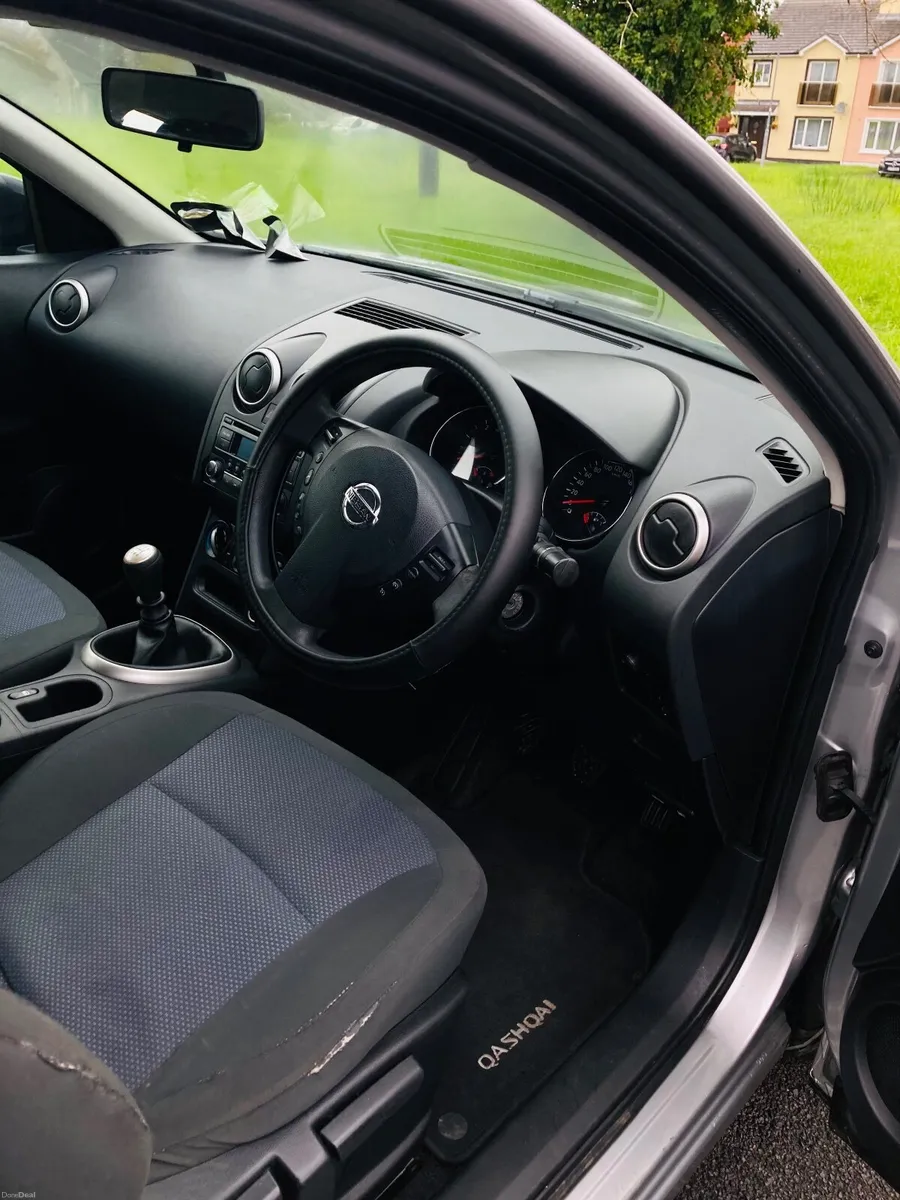 Nissan Qashqai 2012 - Image 4
