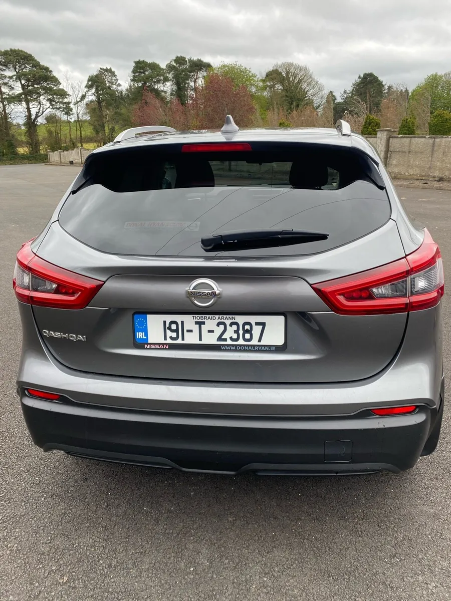 Nissan Qashqai 1.5 Diesel - Image 3