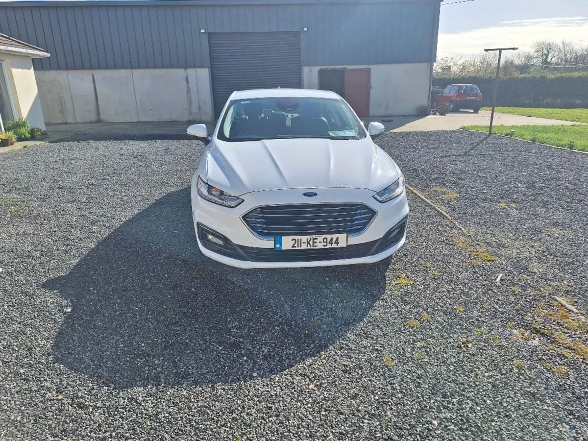 Ford Mondeo 2021 - Image 2