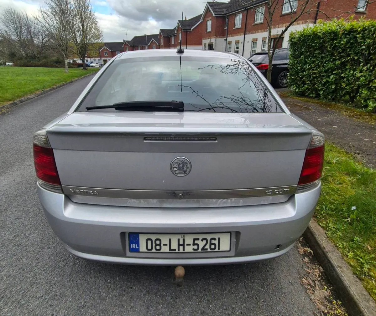 Wauxhall Vectra 2008 1.9 diesel - Image 3