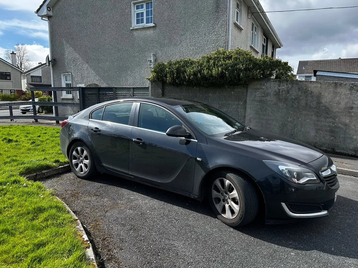Vauxhall Insignia 2.0 2015  NCT & TAX - Image 2