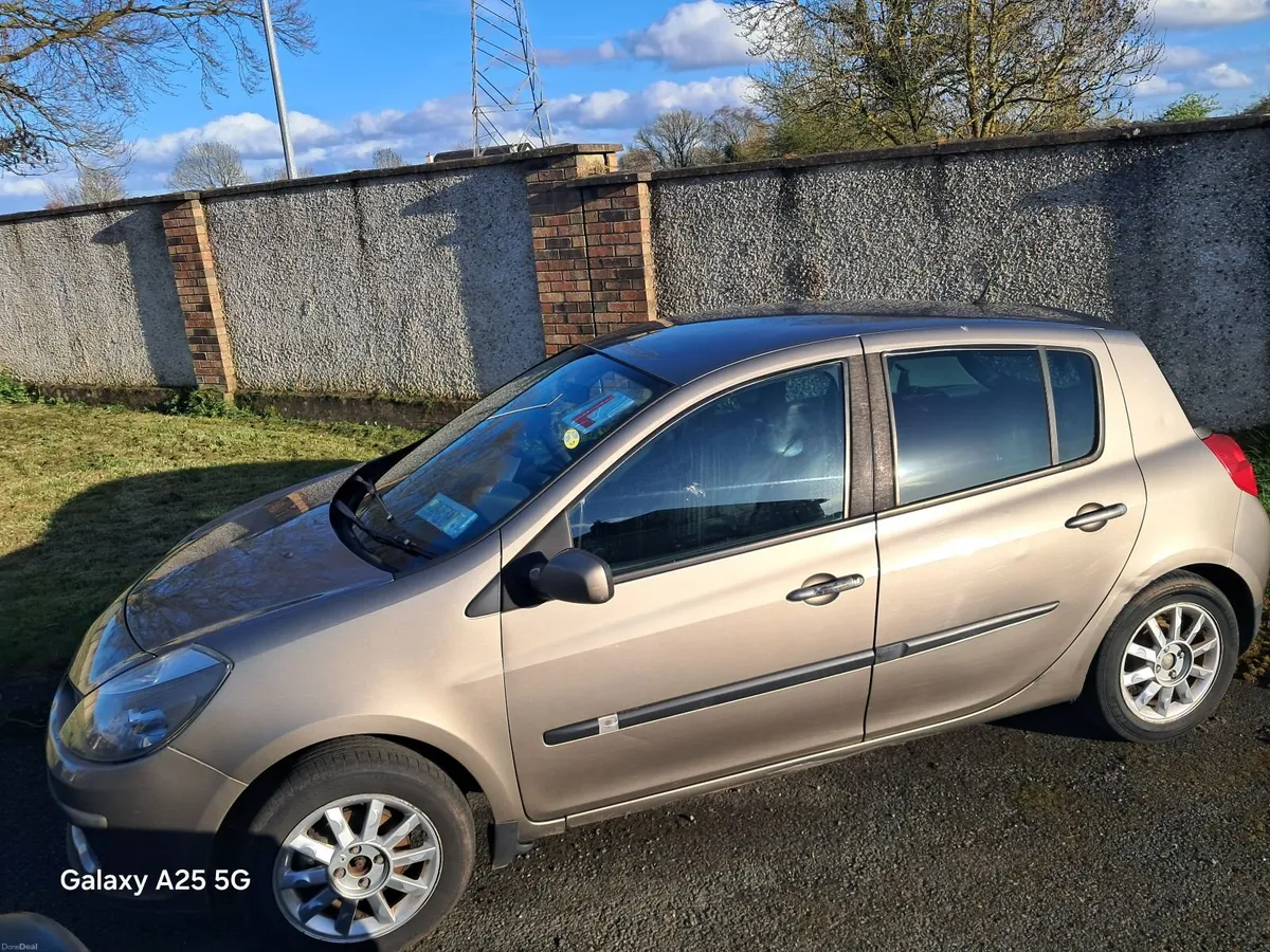 Renault Clio 2008 - Image 2