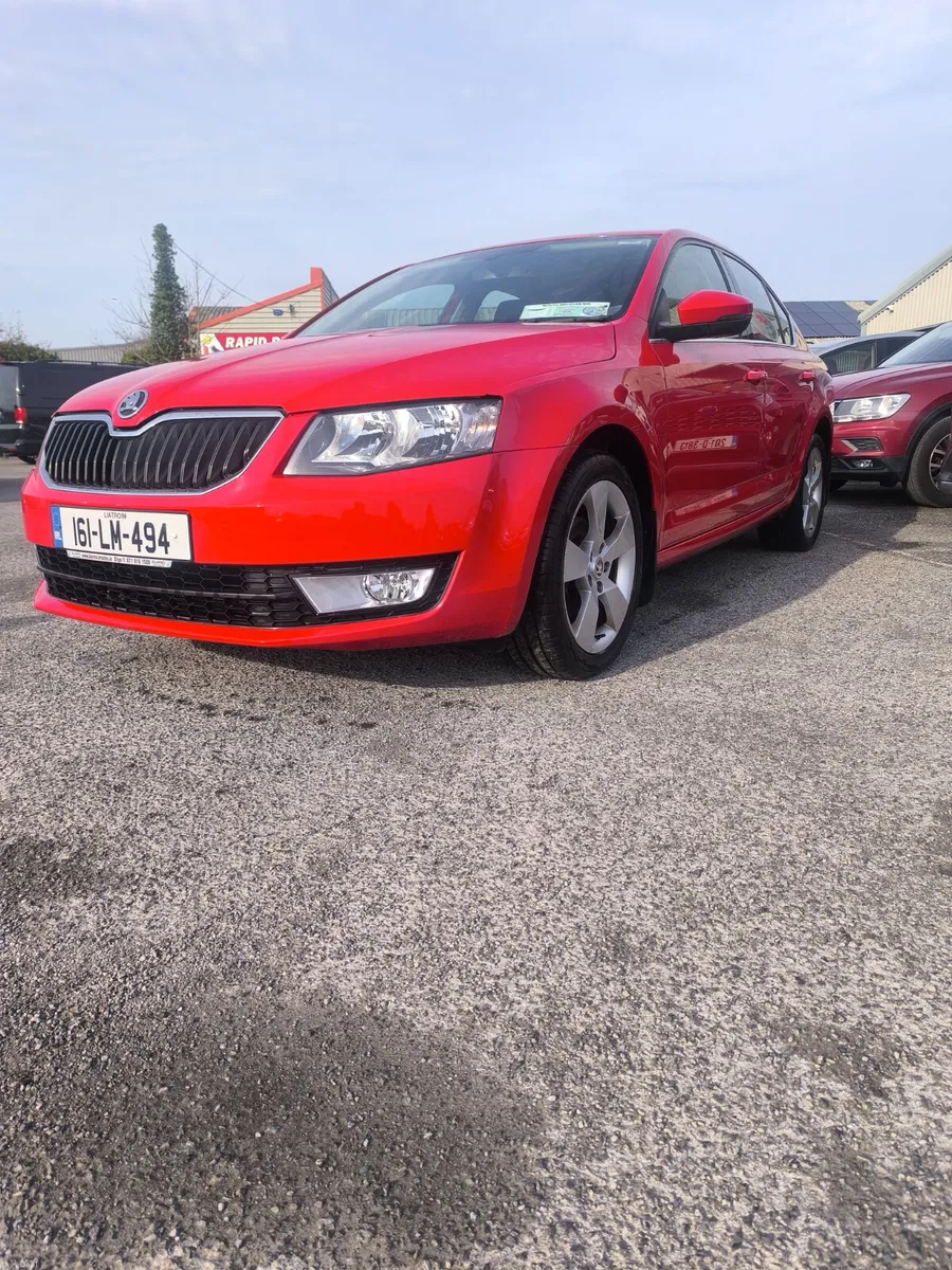 161 Skoda Octavia 1.6 TDI STYLE - Image 2