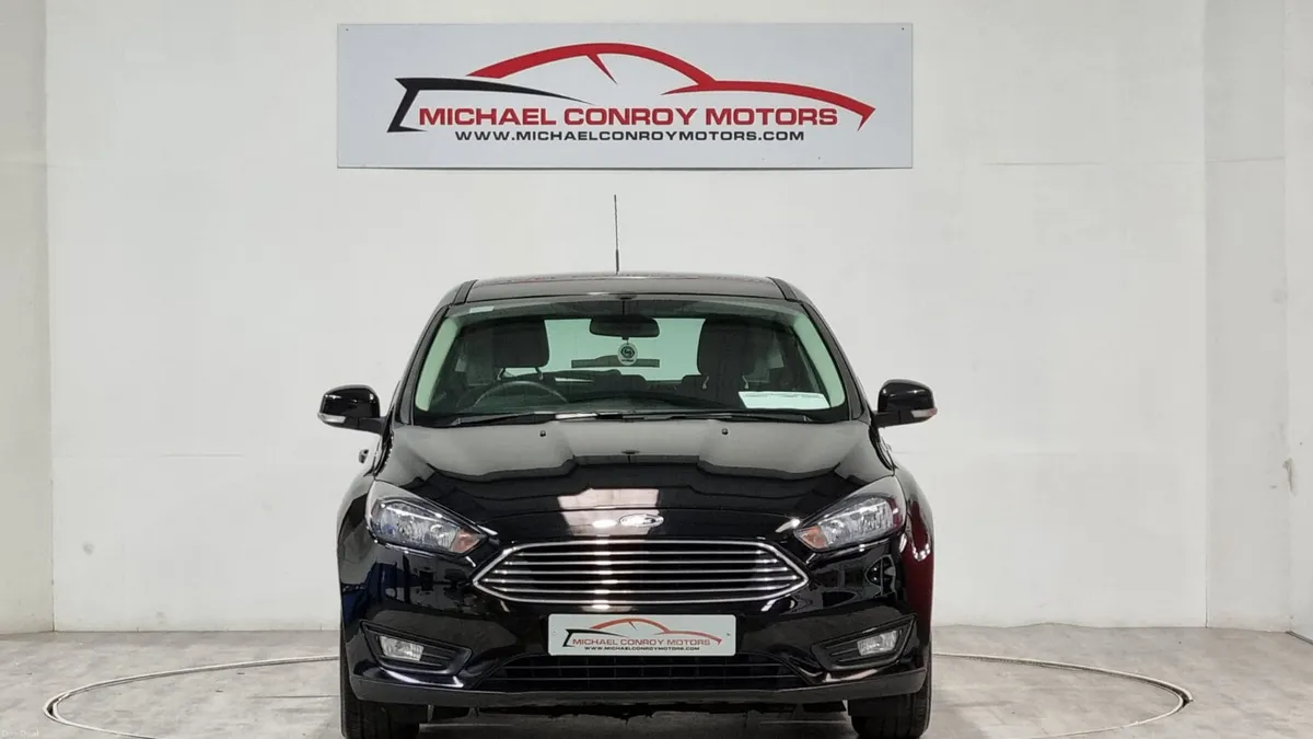 Ford Focus ZETEC - FINANCE AVAILABLE - Image 3