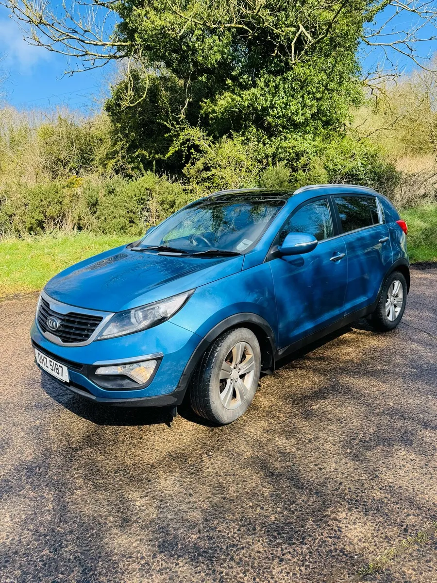 2011 Kia Sportage - Image 2