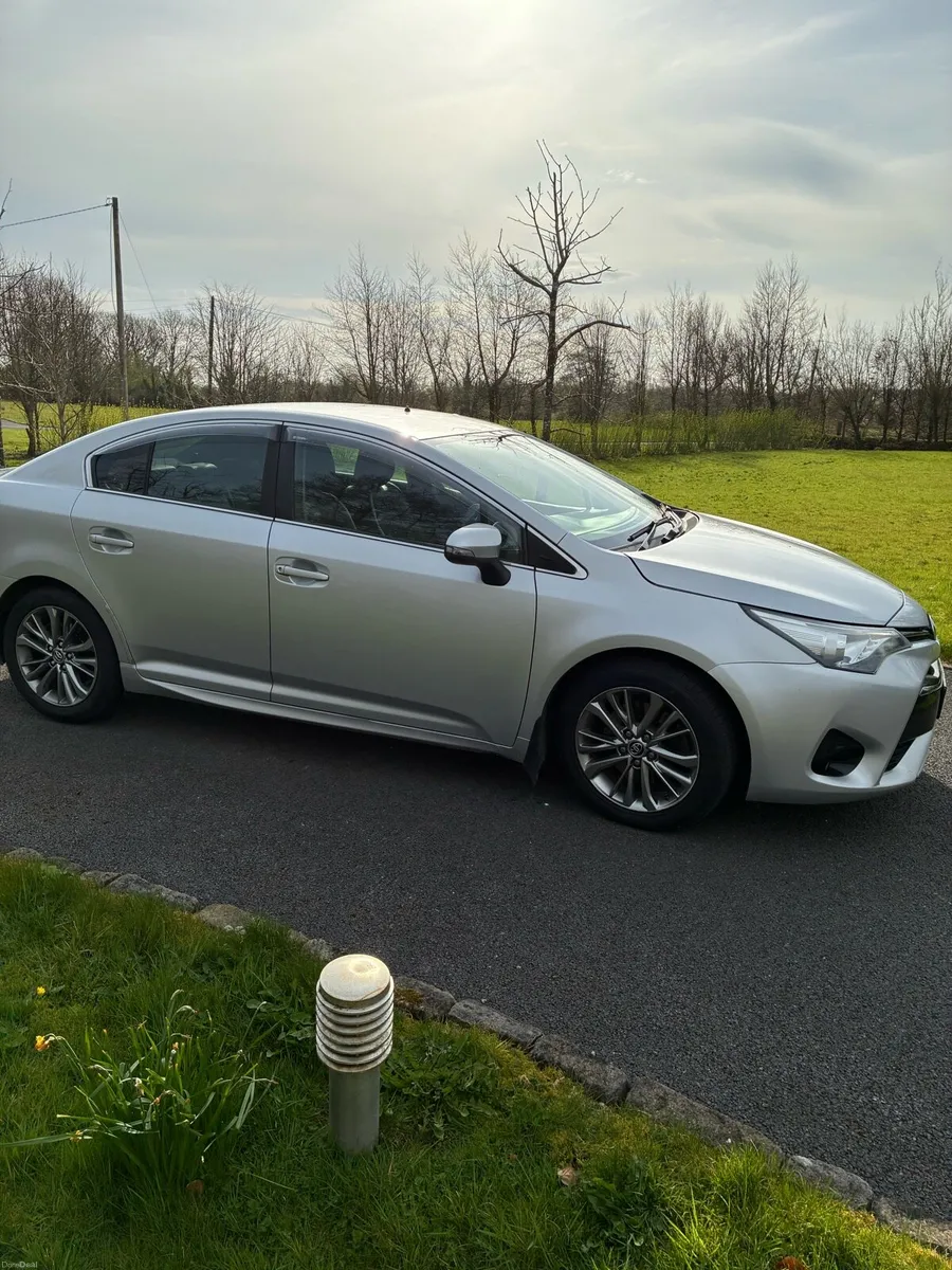 Toyota Avensis 2L Diesel - Image 4