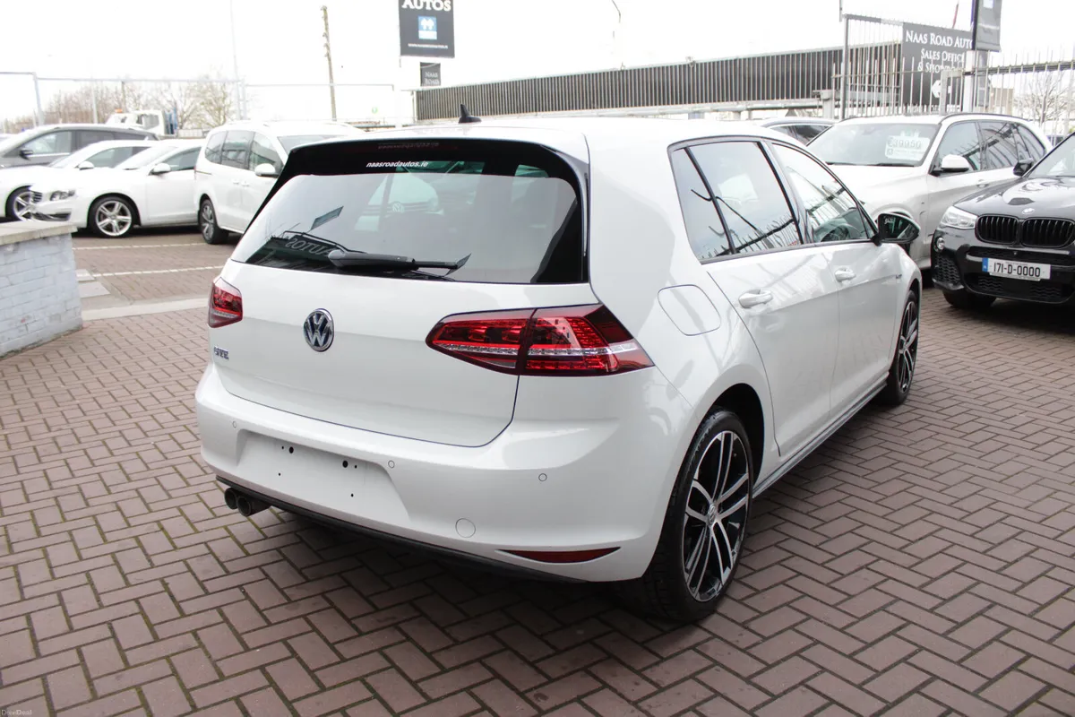 2016 VOLKSWAGEN GOLF GTE 1.4 PETROL PLUG-IN HYBRID - Image 4