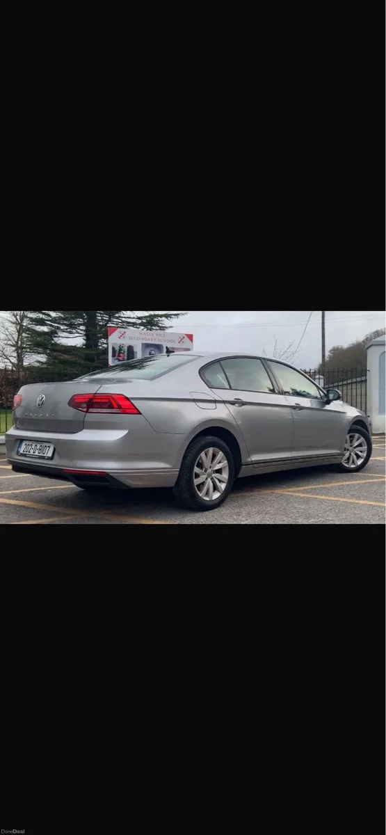Volkswagen Passat - Image 3