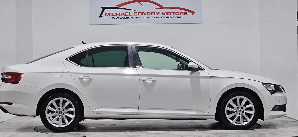 Skoda Superb SE BUSINESS-FINANCE AVAILABLE - Image 3