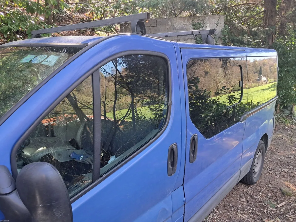 Nissan Primastar 2006 crew cab - Image 4