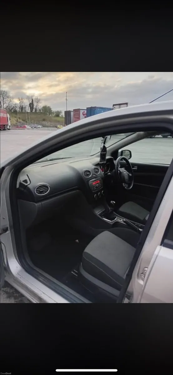 Ford Focus 2009 - Image 3