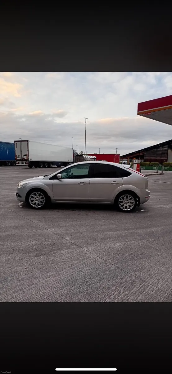 Ford Focus 2009 - Image 4
