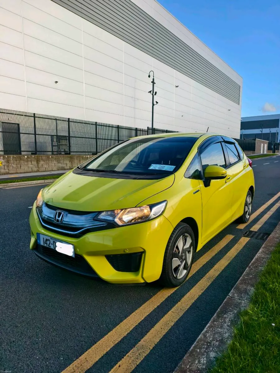 Automatic Hybrid Honda Fit 2014 NEW NCT - Image 4