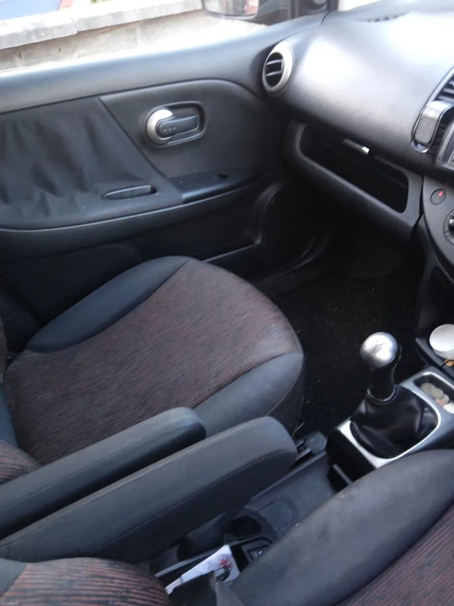 Nissan Note 2009 - Image 2