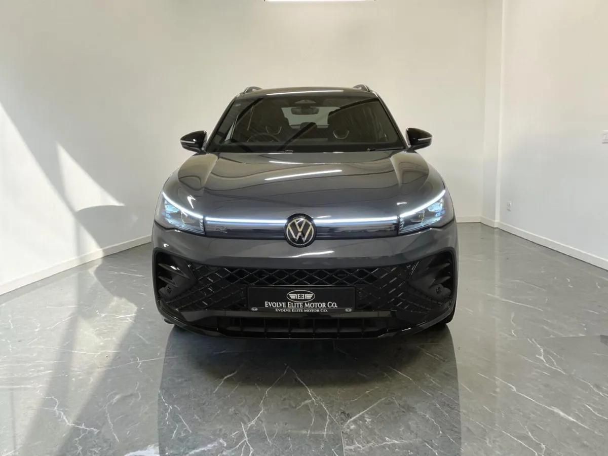 Volkswagen Tiguan R-line 1.5tsi PHEV 2025 - Image 3